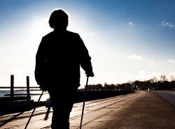 Nordic Walking by flickr, Lars Plougmann cc by flickr/ Lars Plougmann