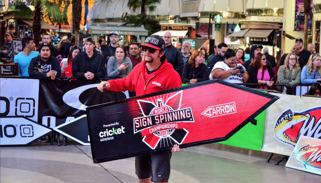 Sign Spinning - Zwischen Werbung und Trendsport 1 sign spinning schilder drehen akrobatik