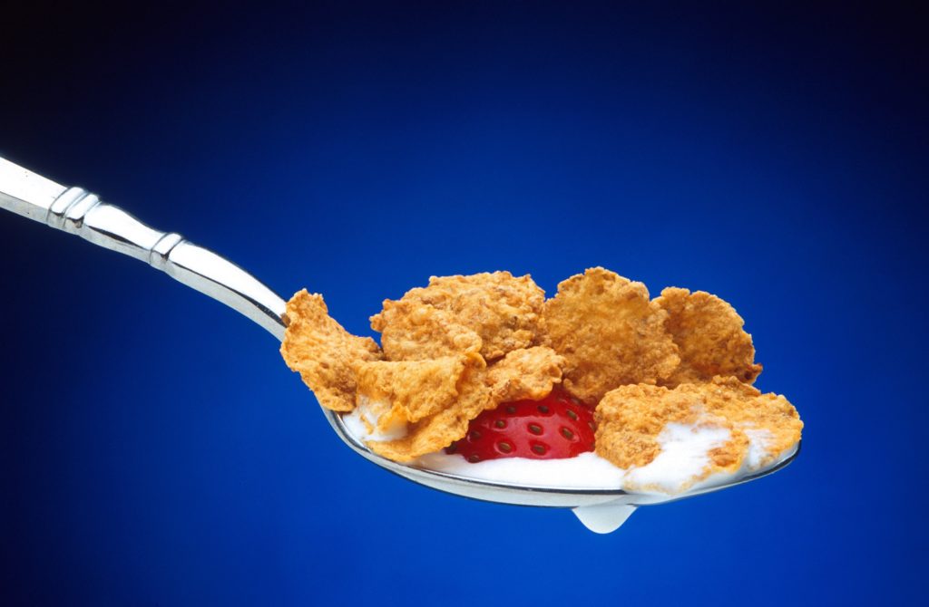 Ökotest: Rückstände von Mineralöl in Cornflakes 1 cornflakes fruehstueck sport gesund