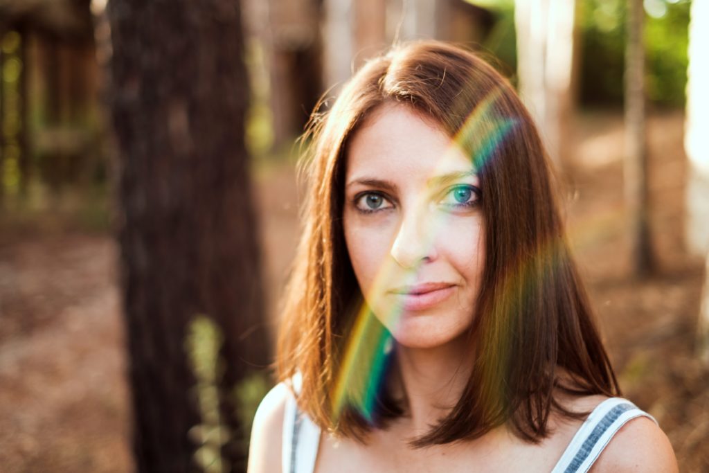 CBD-Öl: Erfahrungen mit der Wirkung und Einnahme von Cannabidiol 4 face lifting gesichtsstraffung
