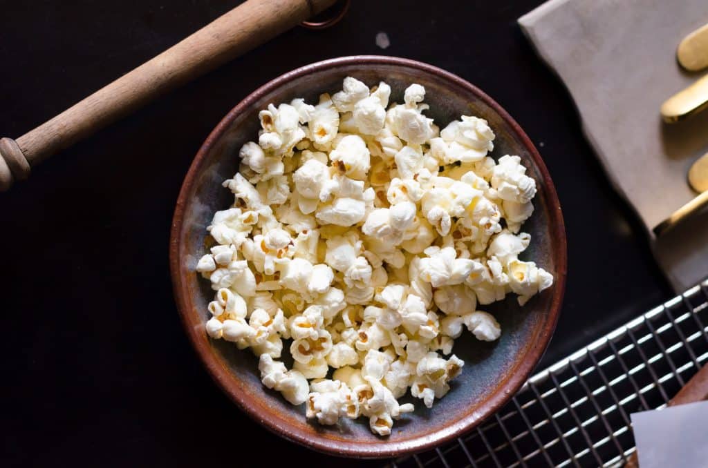 Popcorn: Gesunder Snack, wenn da nicht Fett und Zucker wären 1 popcorn gesund diaet snack