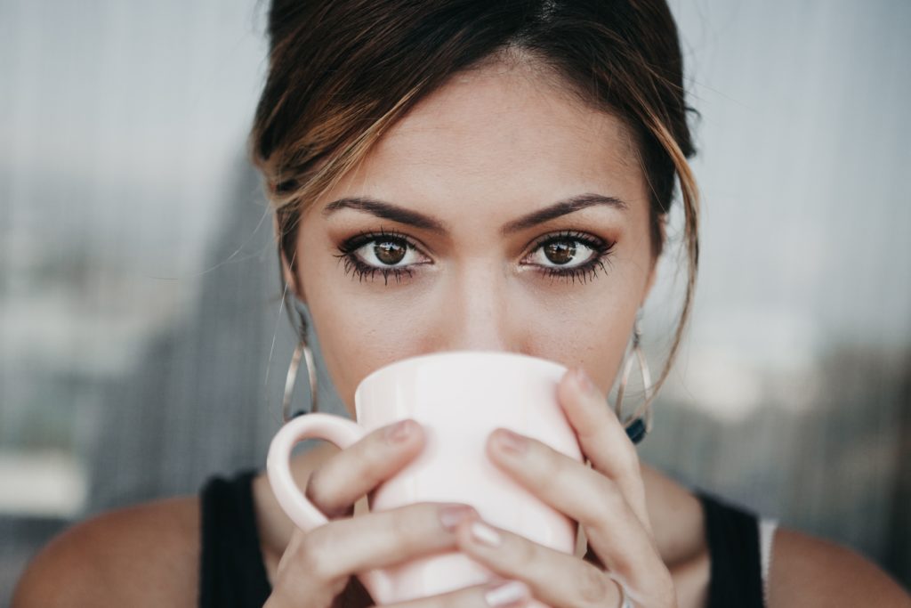 Gekühlter Kaffee aus dem Supermarkt ist eine wahre Kalorienbombe 1 kaffee trinken