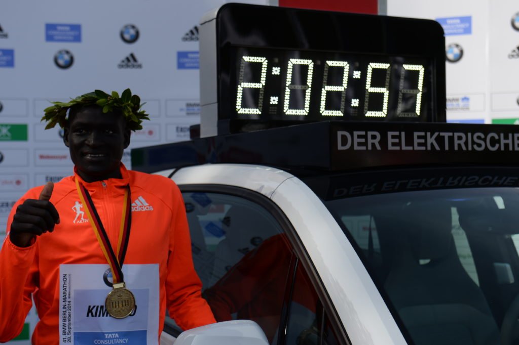 In diesen Laufschuhen wurde der Marathon-Weltrekord aufgestellt 3 jro 0833