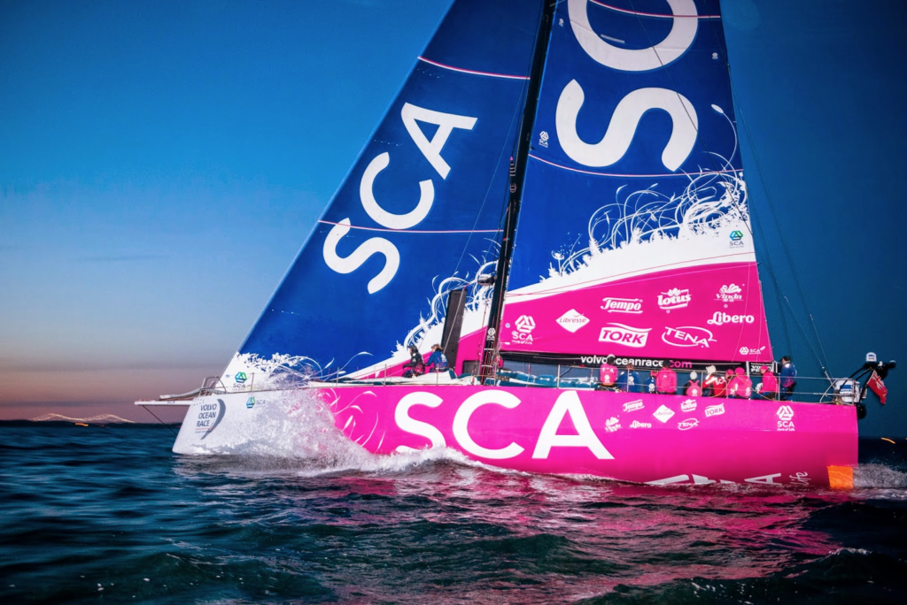 Frauenteam SCA an Pole Position im Volvo Ocean Race 1 sca