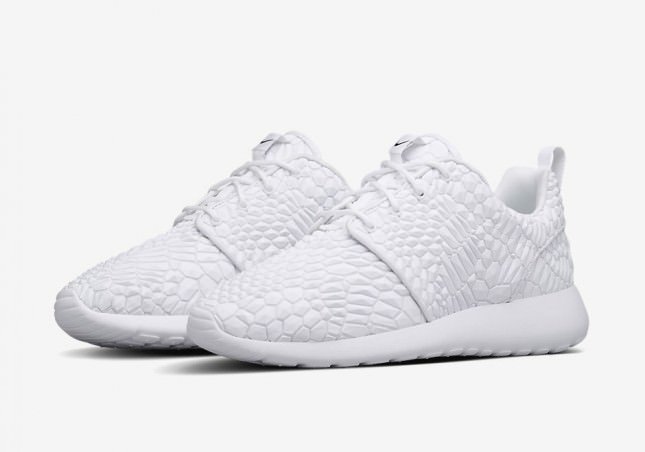 nike roshe run diamondback summary