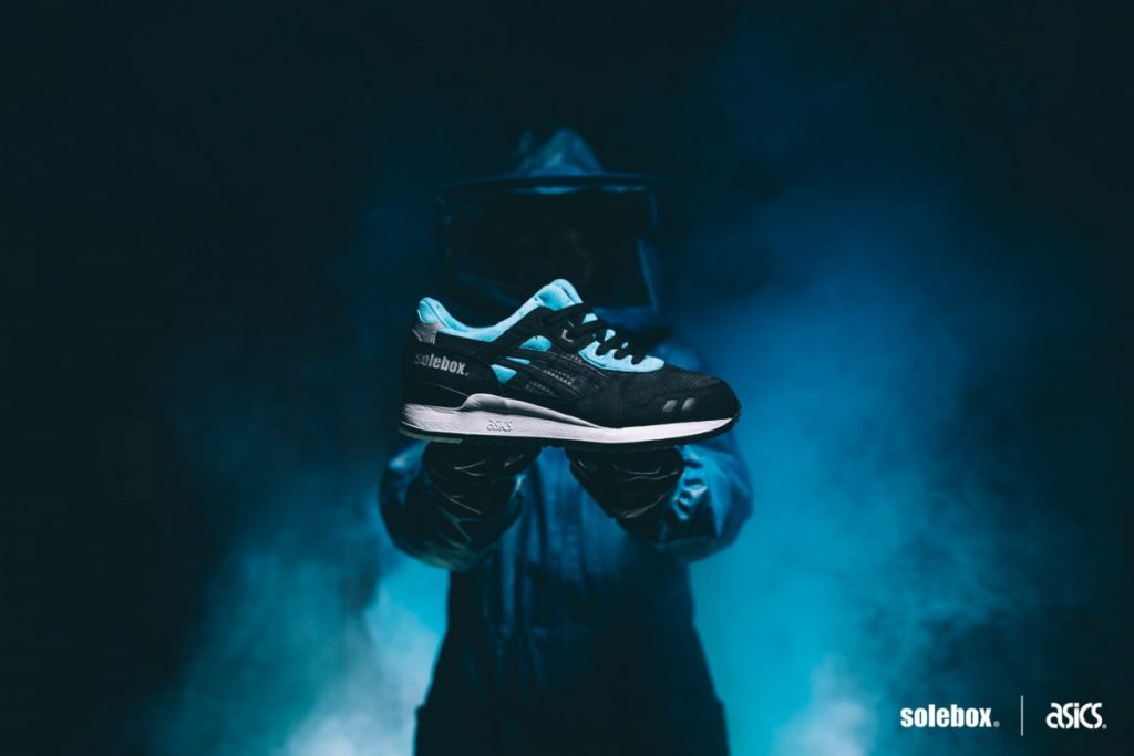 Solebox x ASICS Tiger: Gel Lyte III Black Carpenter Bee 1 ASICS SOLEBOX GEL LYTE III e1461323709466
