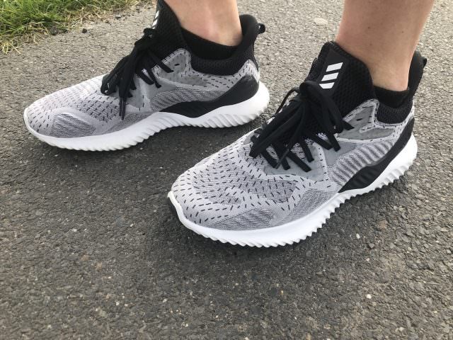 adidas alphaBOUNCE Laufschuhe im Test. Der Alleskonner nun endlich in Deutschland SPORTS INSIDER