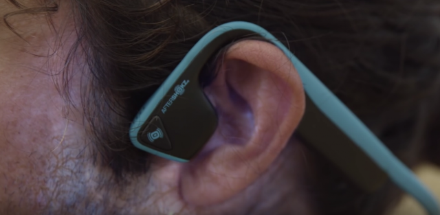 AfterShokz-Trekz-Titanium-Ear