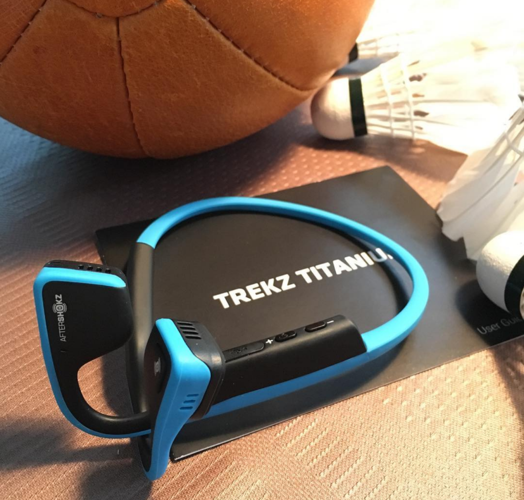 AfterShokz Trekz Titanium Knochenschall-Kopfhörer im Test | SPORTS INSIDER