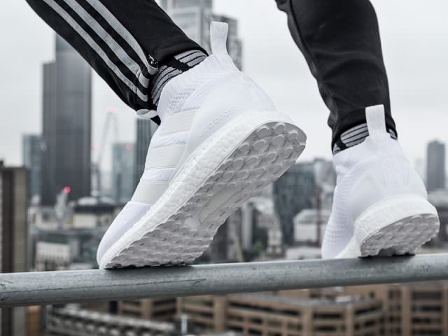 adidas ACE 16 PURECONTROL UltraBOOST Triple White Sneaker 4