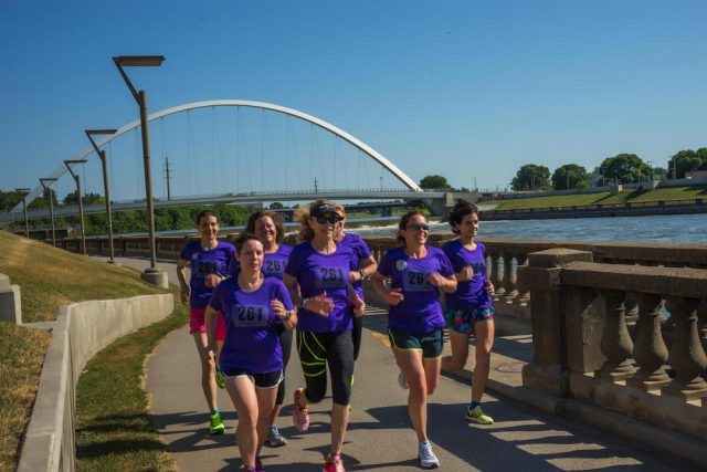 261 Fearless Running Group Photo Credit Horst von Bohlen