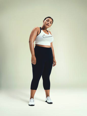 Nike Plus Size Collection Sportbekleidung Sp17 NWMN In Studio WT Paloma 013 F1H 67016