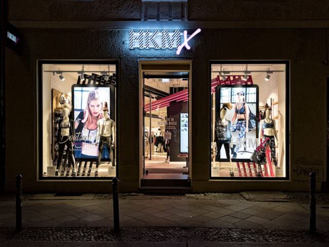 Hunkemoeller Sport HKMX Store Berlin Mitte Shop 1