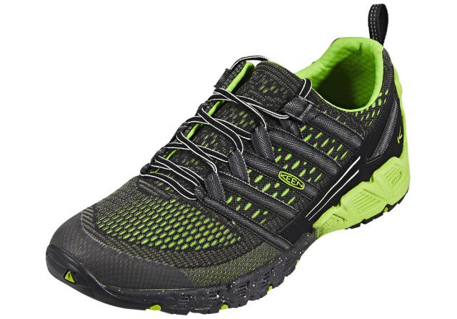 KEEN Versago Schuhe auf Tour. Leichte Wanderschuhe im Test im Gebirge 13 Keen Versago leichter Wanderschuh Herren vorn