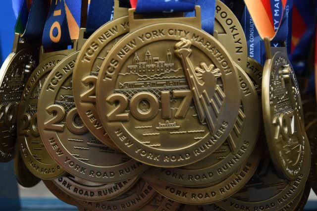 new york city marathon 2017 medals medaillen