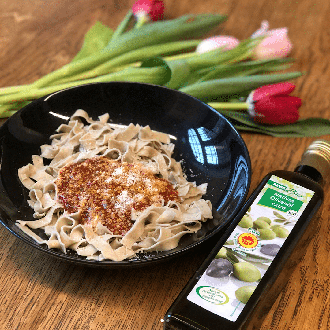 Sports Insider — Insect-Pasta aus Insektenprotein im Test. Wie...