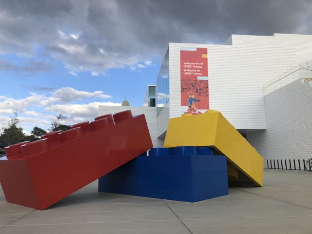 Von Venice Beach nach Flensburg. Das lief im August 2018 19 house of bricks lego house