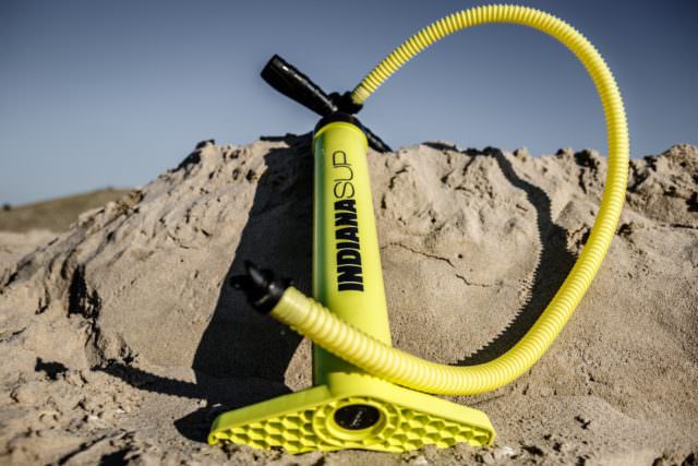 SUP kaufen. Unterschiede, Modelle und das aufblasbare Indiana SUP im Test 12 indiana sup double action inflatable aufblasbar pumpe luftpume