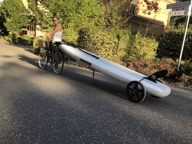 sup wheels transportwagen fahrrad test aufblasbares sup 17