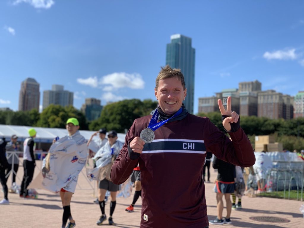 Chicago Marathon Erfahrungen Bericht finisher medaille