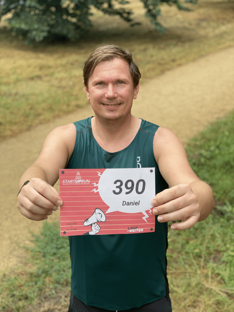 Flashbacks auf das Läuferleben: Das lief im August 2020 3 start up run urkunde medaille startnummer berlin