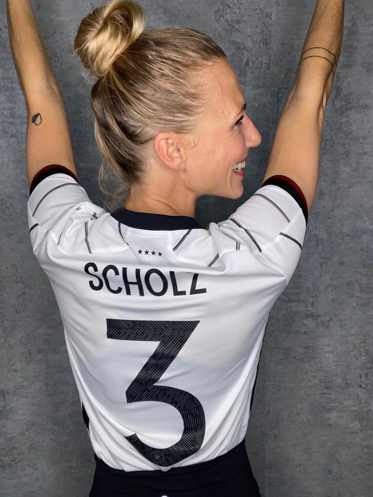 DFB Training mit Peloton. Future Goals Workout & Fitness Kursprogramm mit DFB Akademie 2 Peloton DFB Akademie Training Fitnesskurse Workouts Irene Scholz 2