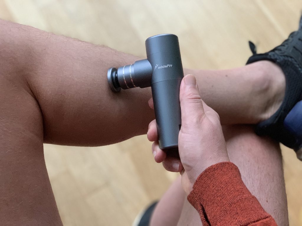 addsfit mini massagepistole massagegeraet test laufblogger