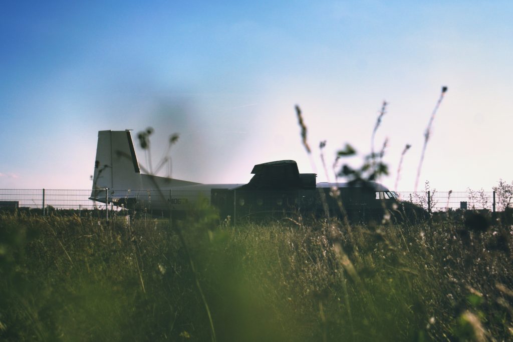 tempelhofer feld flugzeug