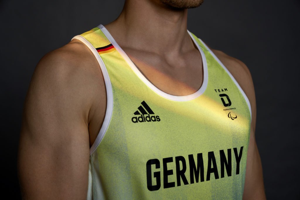 ADIDAS TEAMDPARA Village Floors