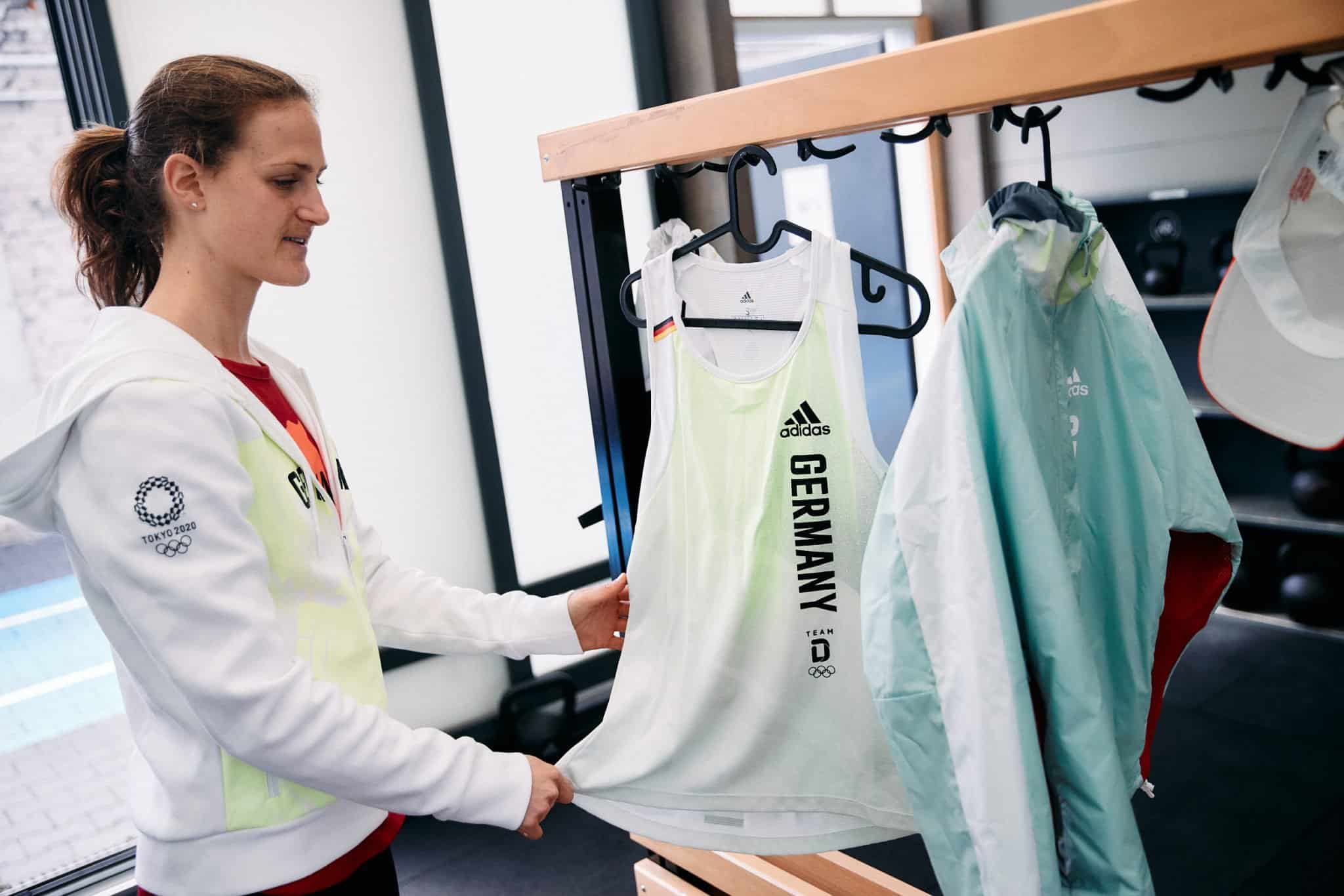 adidas Olympia Kollektion 2021 - In dieser Bekleidung ...