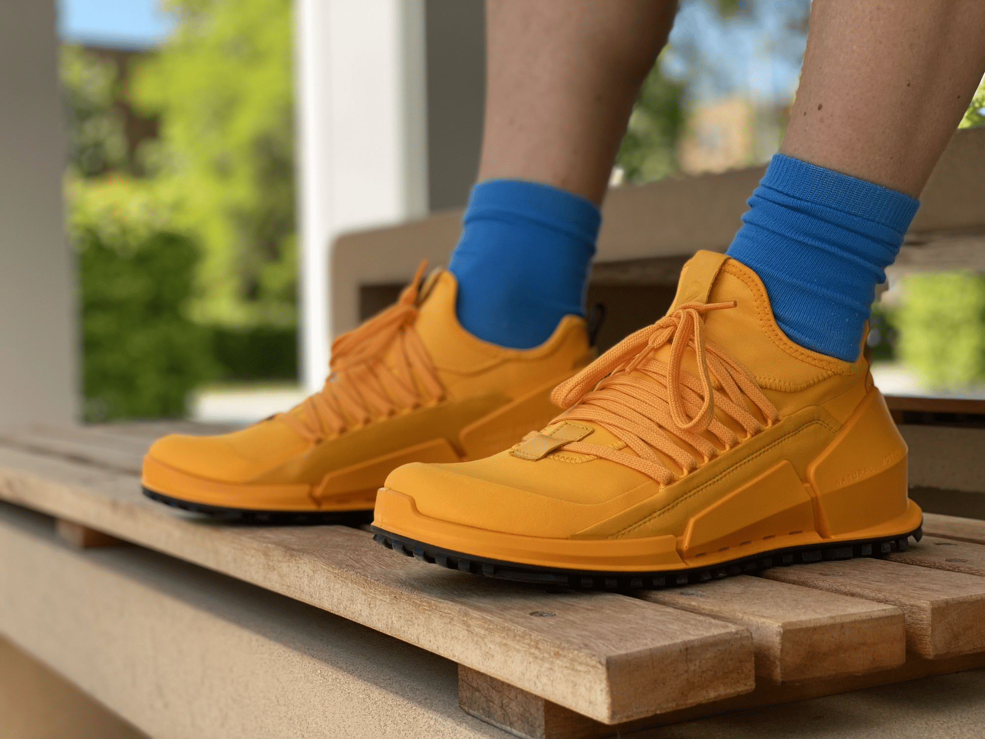 ecco biom 2 0 sneaker schuhe herren test erfahrungen orange seitenansicht