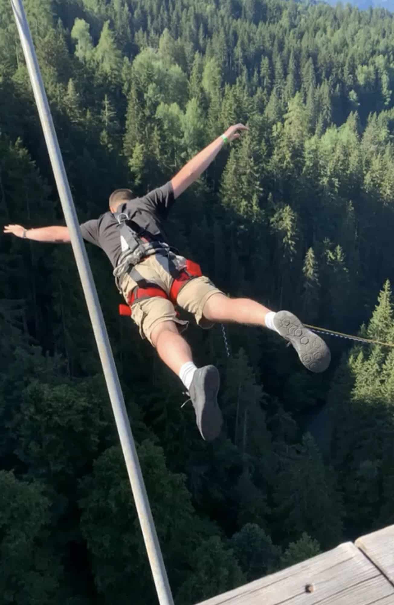 Bungee Jumping aus 94 Meter Höhe & Valley Swing durch das Tal. Meine Erfahrungen aus Tirol