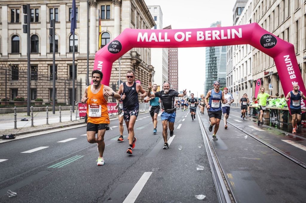 berliner halbmarathon berlin generali medaille ziel erfahrungen bericht mall of berlin