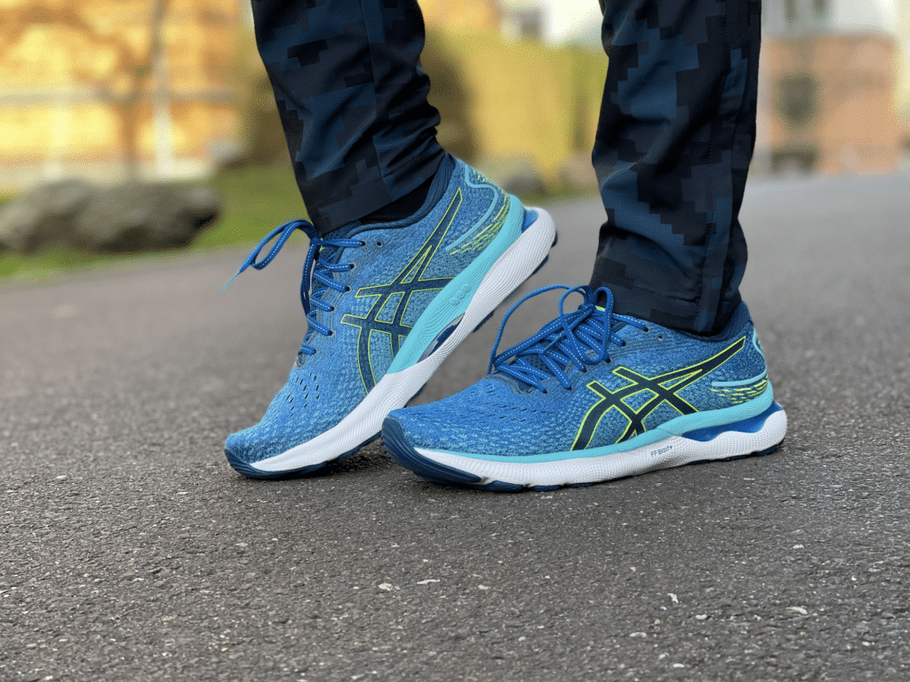 deseo tolerancia munición ASICS Gel Nimbus 24 im Test. Erfahrungen und Testbericht zum neuen Modell.  - Blog übers Laufen in Berlin vom Laufanfänger bis Halb-Marathon |  Sports-Insider