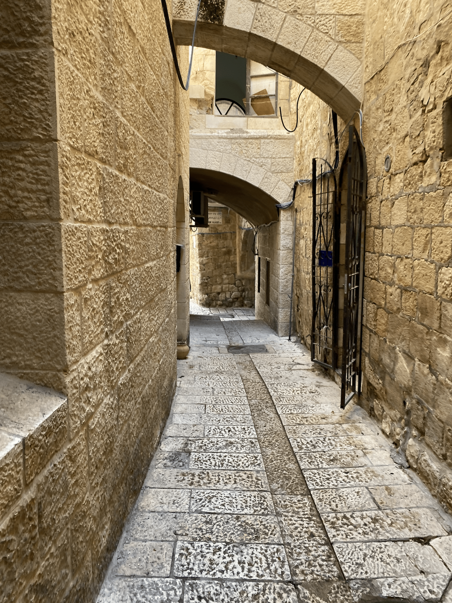 Jerusalem Marathon. Meine Erfahrungen von der Reise nach Jerusalem. 43 gassen jerusalem 1