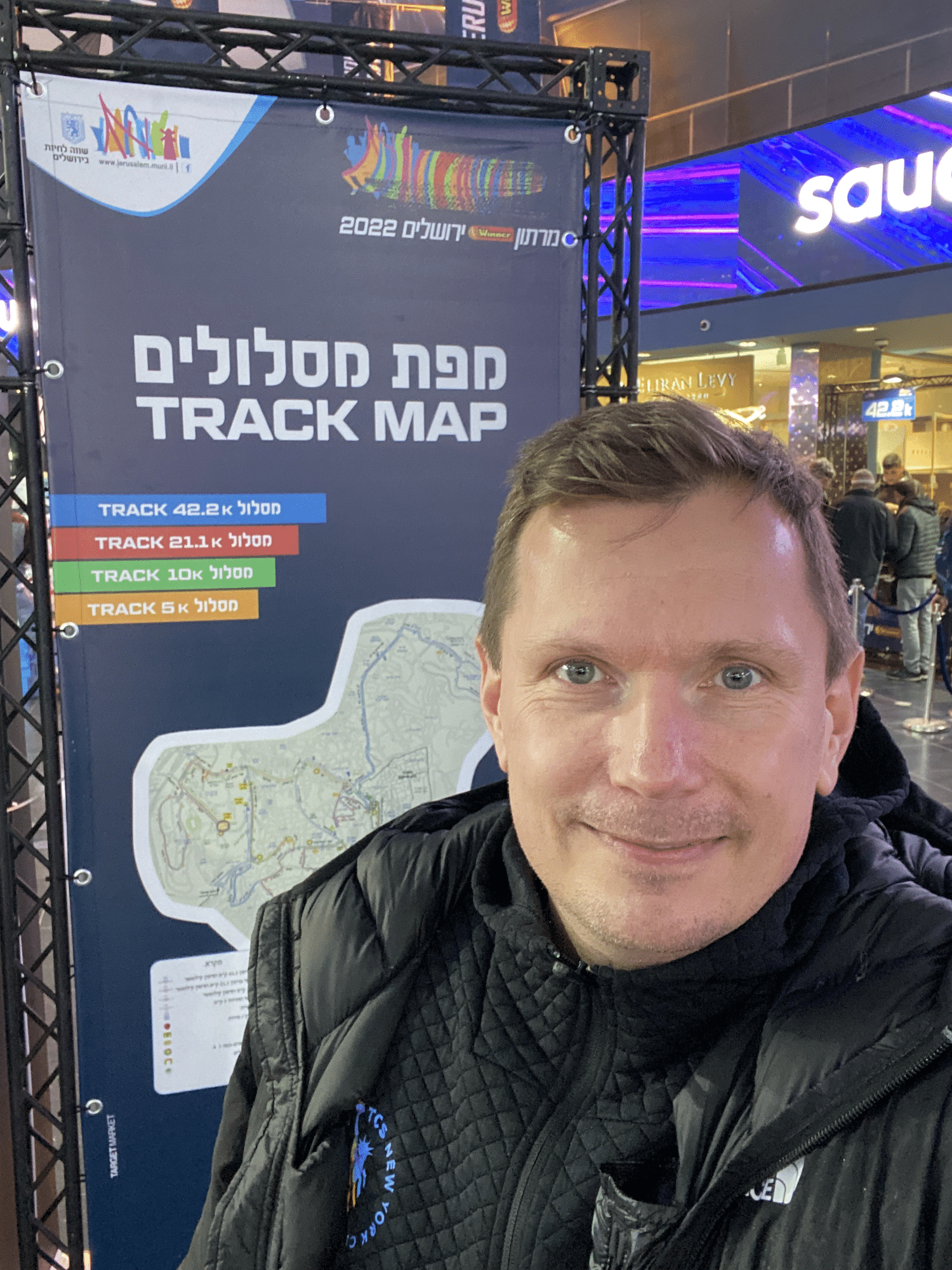 Jerusalem Marathon. Meine Erfahrungen von der Reise nach Jerusalem. 16 jerusalem marathon marathonmesse startunterlagen abholung 2