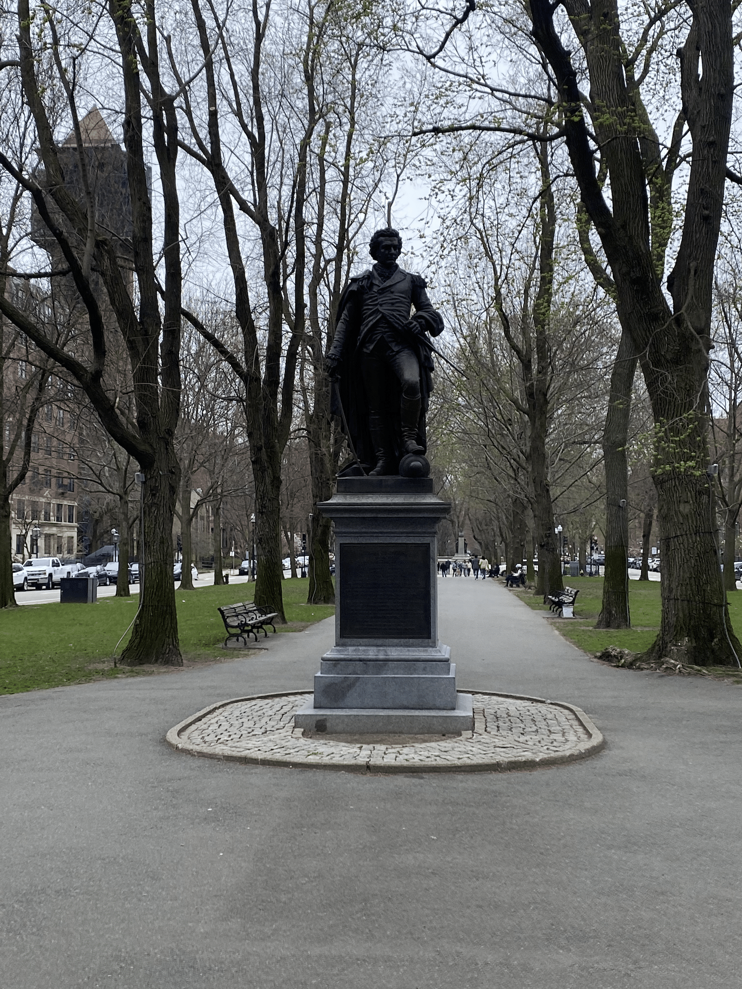 Boston-Marathon. Qualifikation, Strecke und meine Erfahrungen von der Reise zum 5ten Major. 22 boston sightseeing freedom trail statue