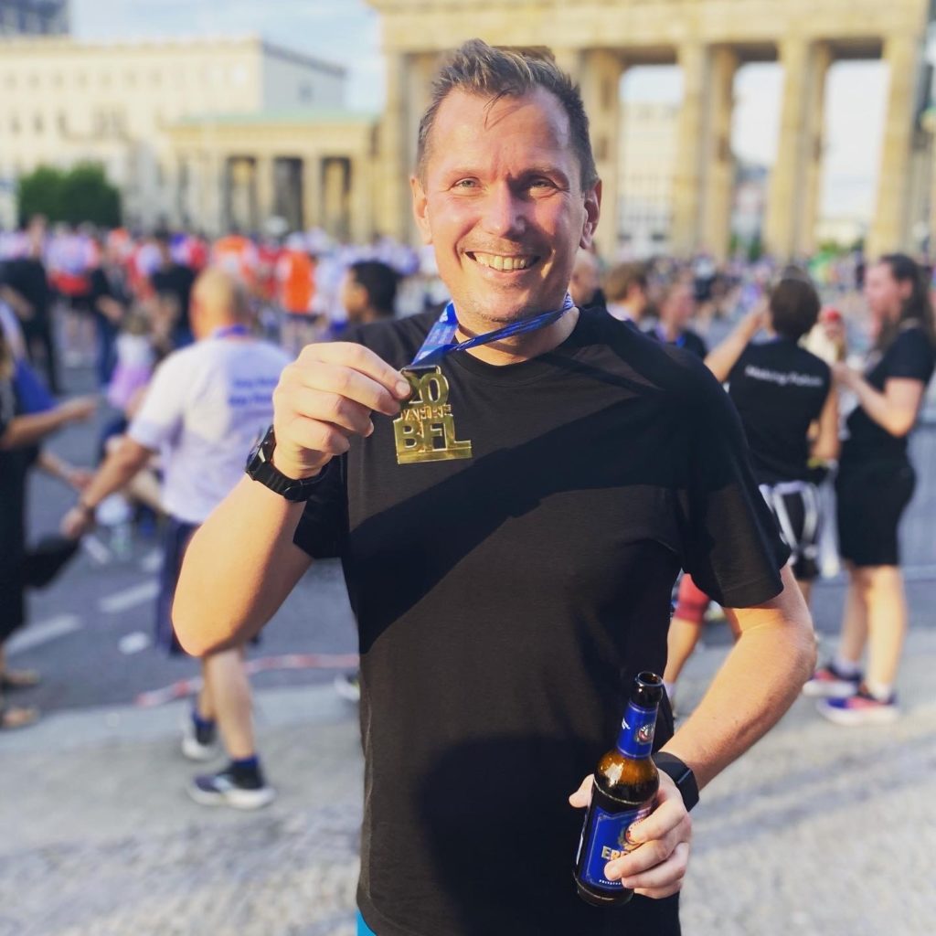 berliner firmenlauf 2022 berlin medaille urkunde