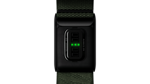 Whoop 4.0 im Test: Belastungssteuerung im Training. Ist das die Fitbit Alternative für Profis? 26 whoop 4 0 rueckseite sensoren