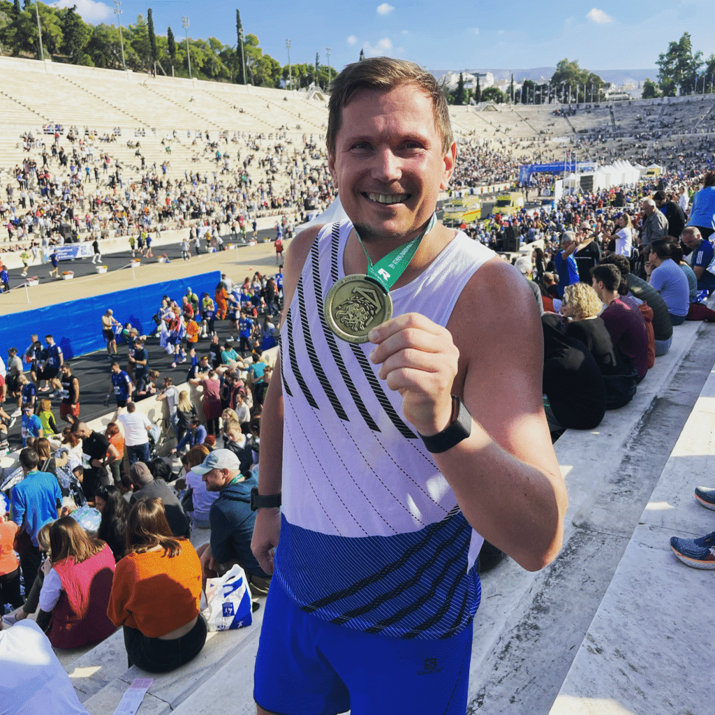 athen marathon erfahrungen erfahrungsbericht strecke laufbericht ziel medaille