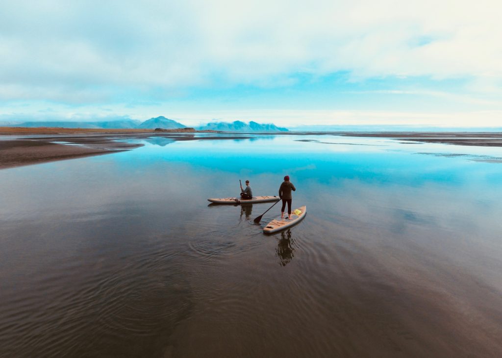 Welche Ausrüstung braucht man zum Stand Up Paddling? 1 stand up paddling ausruestung