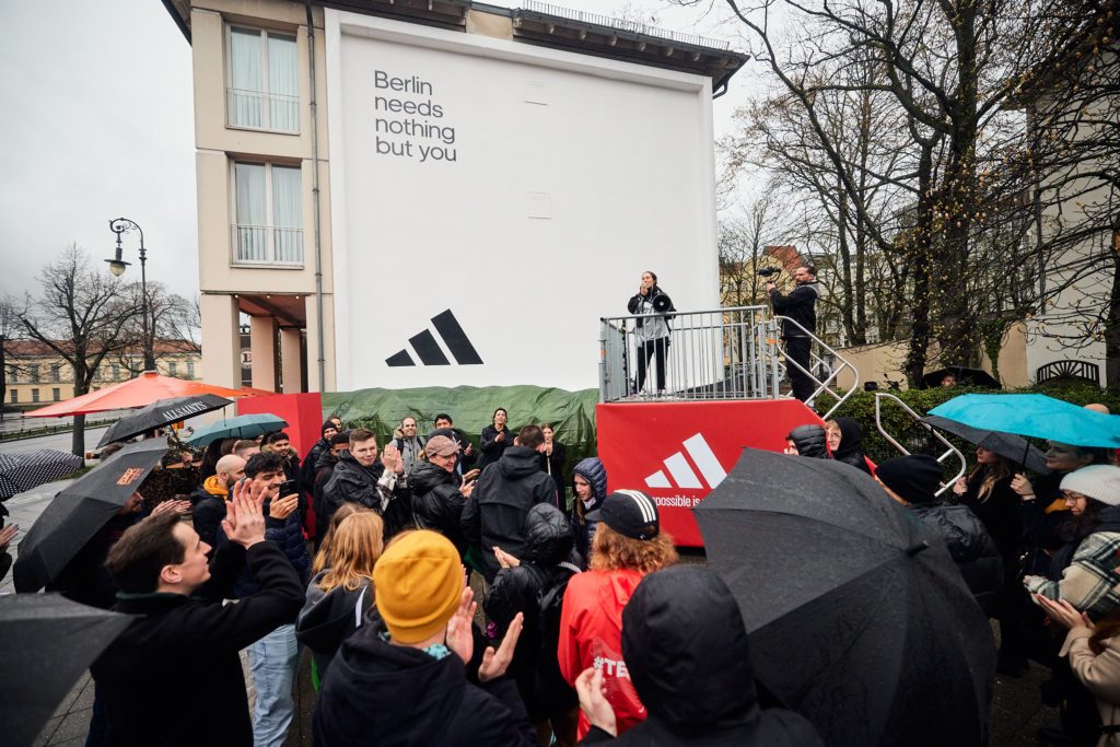 adidas mural wandbild berliner halbmarathon 2023