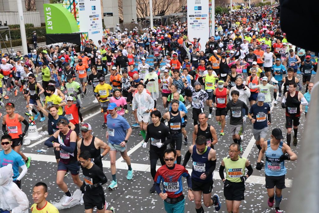 Tokyo Marathon Reise - Vom Startplatz bis zur Medaille. Meine Erfahrungen und Ergebnisse von der Strecke in Tokio 123 tokio marathon tokyo erfahrungen erfahrungsbericht start 2023