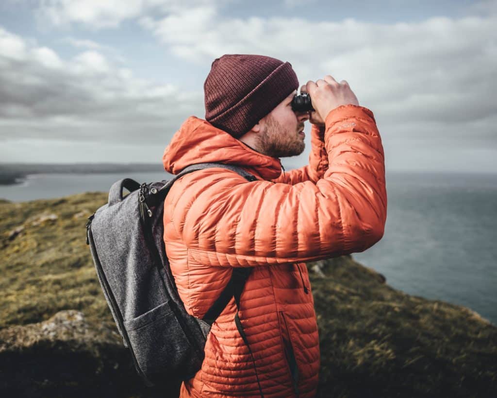 Fernglas zum Wandern: Auf diese 4 Punkte sollte man beim Kauf achten! 2 fernglas wandern outdoor kaufen worauf achten ratgeber