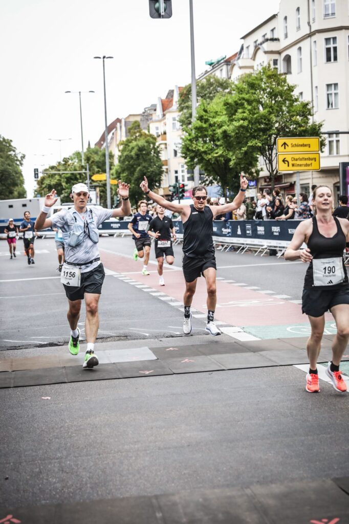 Du bist nicht Du, wenn Du nicht läufst! Das lief im August 2023. 9 berliner generalprobe 2023 ergebnisse zieleinlauf halbmarathon laufblog laufblogger
