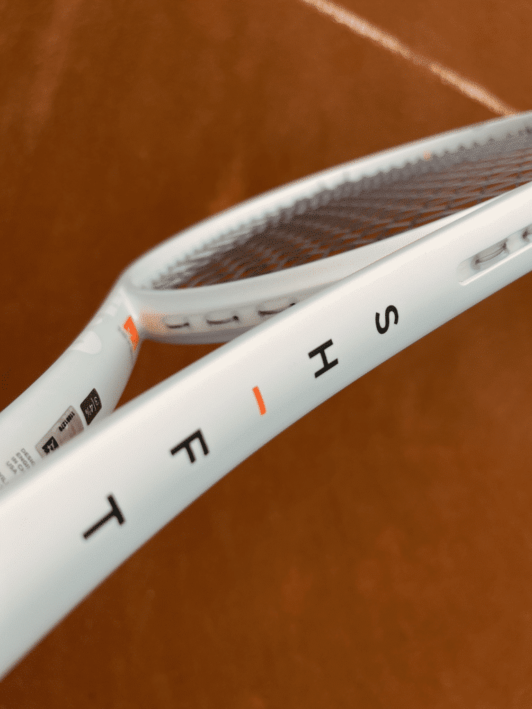 Wilson Shift 99 V1 Test - Erfahrungen mit dem Tennisschläger aus den Wilson Labs 16 Wilson Shift 99 V1 Test Erfahrungen Tennisschlaeger Wilson Labs Racket 6