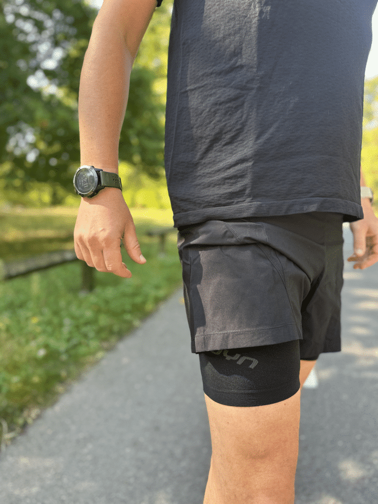 UYN Test: Erfahrungen mit Laufshirt & Short von UYN 4 uyn laufbekleidung exceleration 2 in 1 performance shorts airstream shirt test erfahrungen testbericht laufblog laufblogger 6