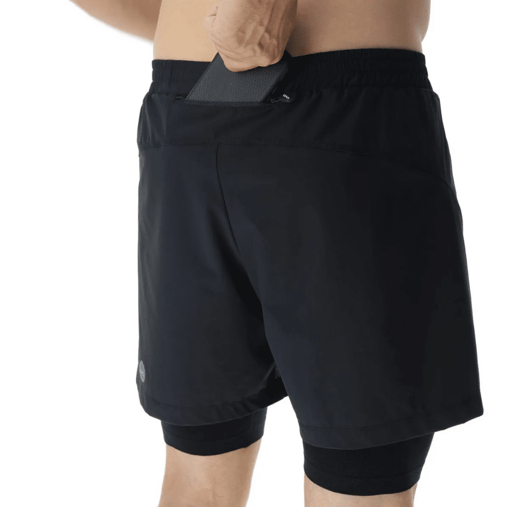 UYN Test: Erfahrungen mit Laufshirt & Short von UYN 10 uyn laufbekleidung exceleration 2 in 1 performance shorts airstream shirt test erfahrungen testbericht laufblog laufblogger laufshort