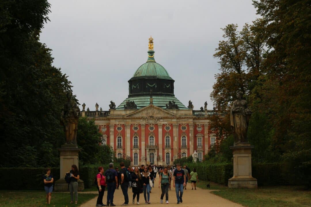 firmenlauf potsdam start potsdamer neues palais