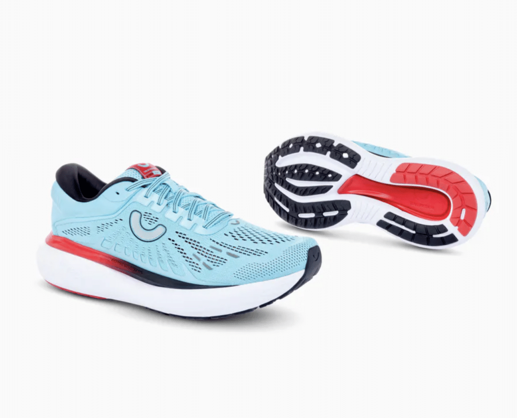 True Motion U-TECH AION 3 im Test. Erfahrungen mit der 2024er Edition des schnellen Komfortlaufschuhs 2 true motion u tech aion 3 test testbericht laufschuhe erfahrungen bewertung laufblog laufblogger 1